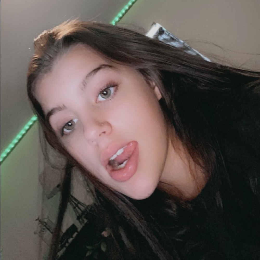 Meet your Posher, Zoë